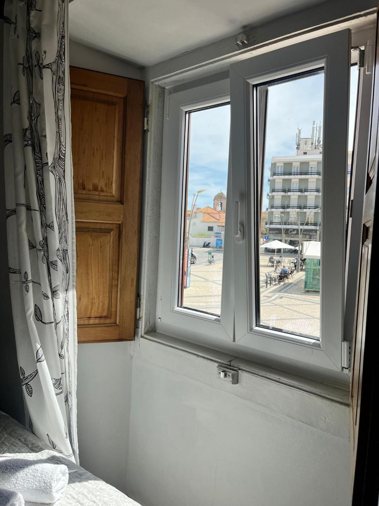 Residencia Aviz Hotel Peniche Bagian luar foto
