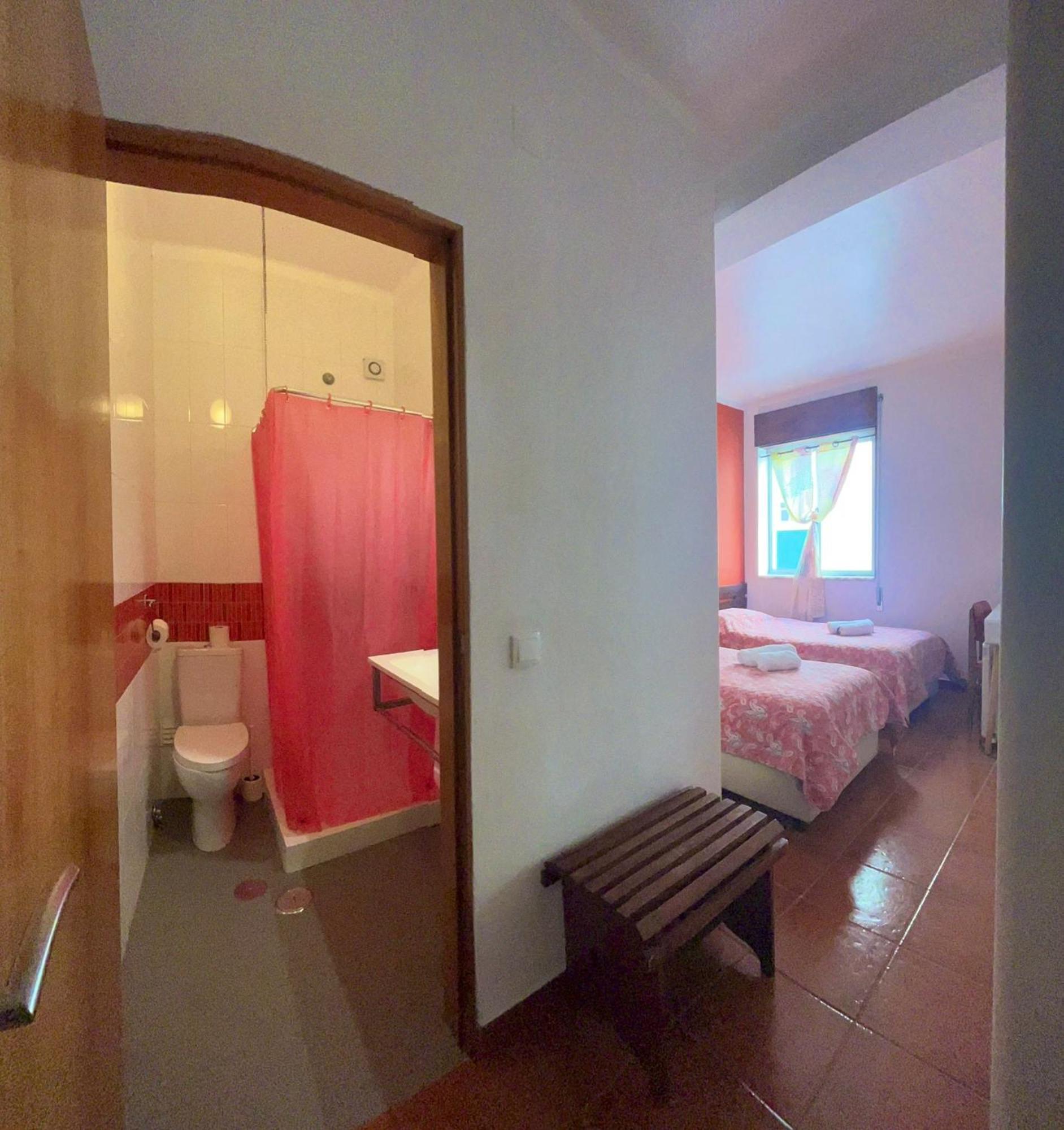 Residencia Aviz Hotel Peniche Ruang foto