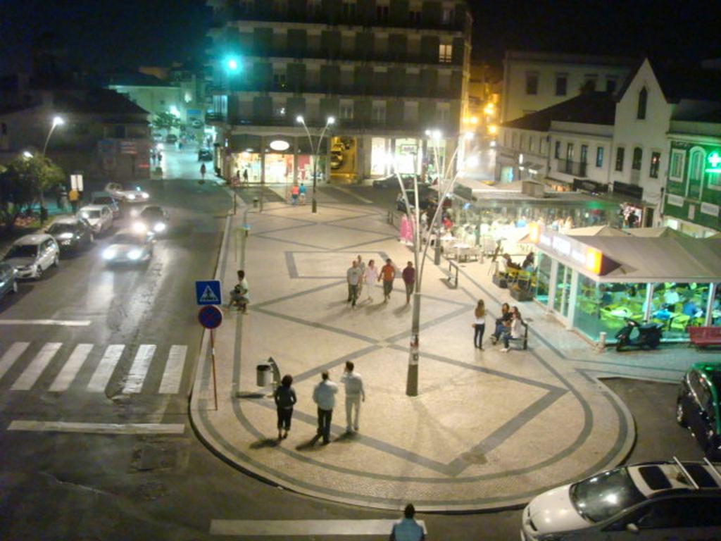 Residencia Aviz Hotel Peniche Bagian luar foto