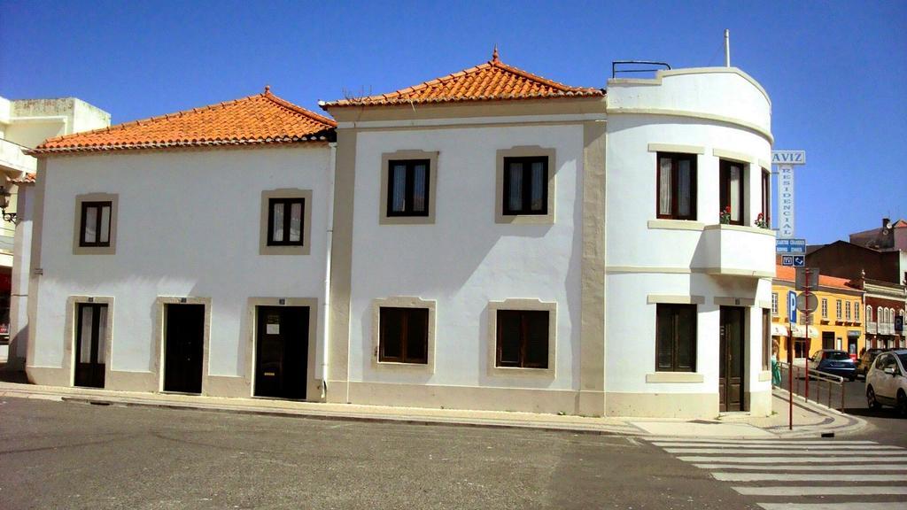 Residencia Aviz Hotel Peniche Bagian luar foto